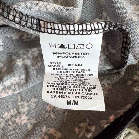 ✨3/15$ Long sleeve mock neck Suzy shier - Picture 5 of 7